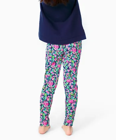 Lilly Pulitzer UPF 50  Luxletic Girls Mini Weekender Legging - Low Tide Navy Garden Variety