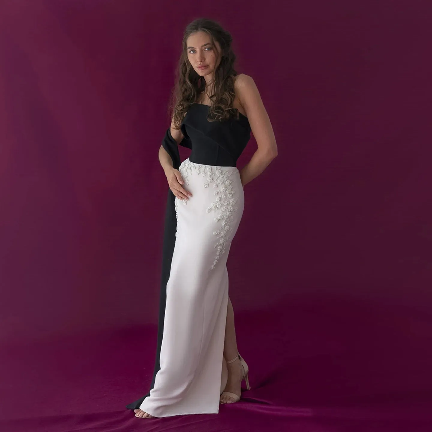 Luxury Beaded Strapless Evening Dress with Cape