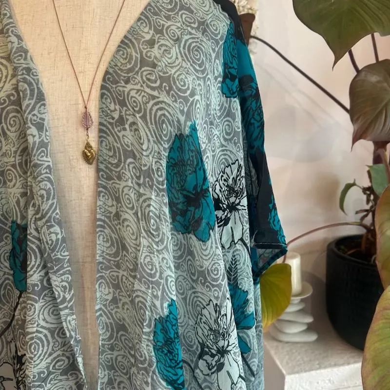 Silk Cape – Teal
