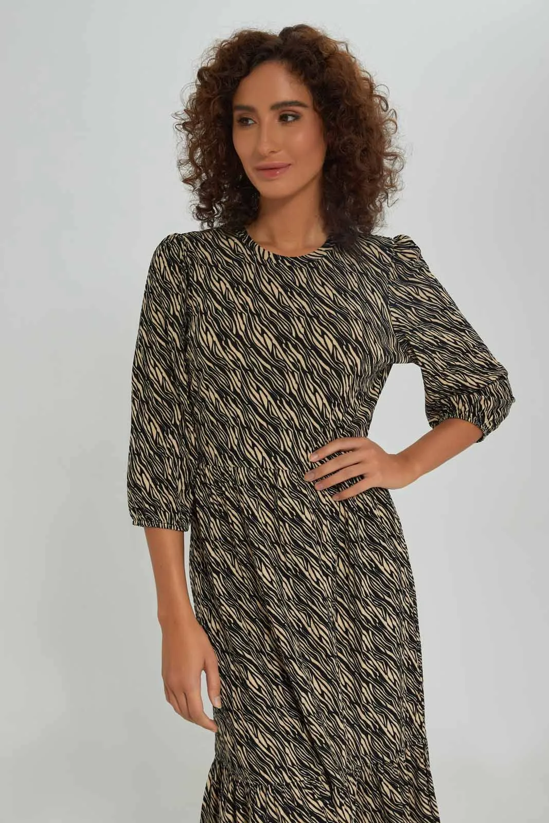 Women Black And Beige Tiered Midi Dress
